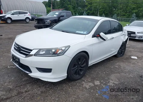 2015 Honda Accord Lx z USA, uszkodzony, nr VIN 1HGCR2F37FA172739